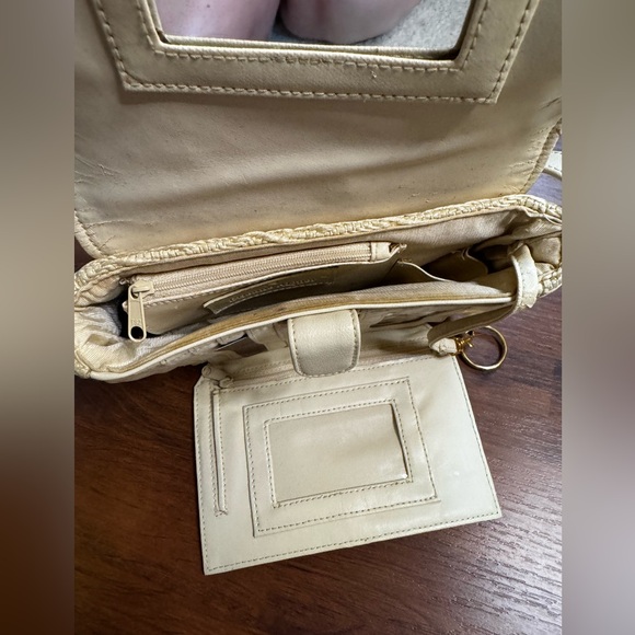 Vintage Etienne Aigner Cream Woven Crossbody Bag With Built In Wallet Organizer - Picture 3 of 13